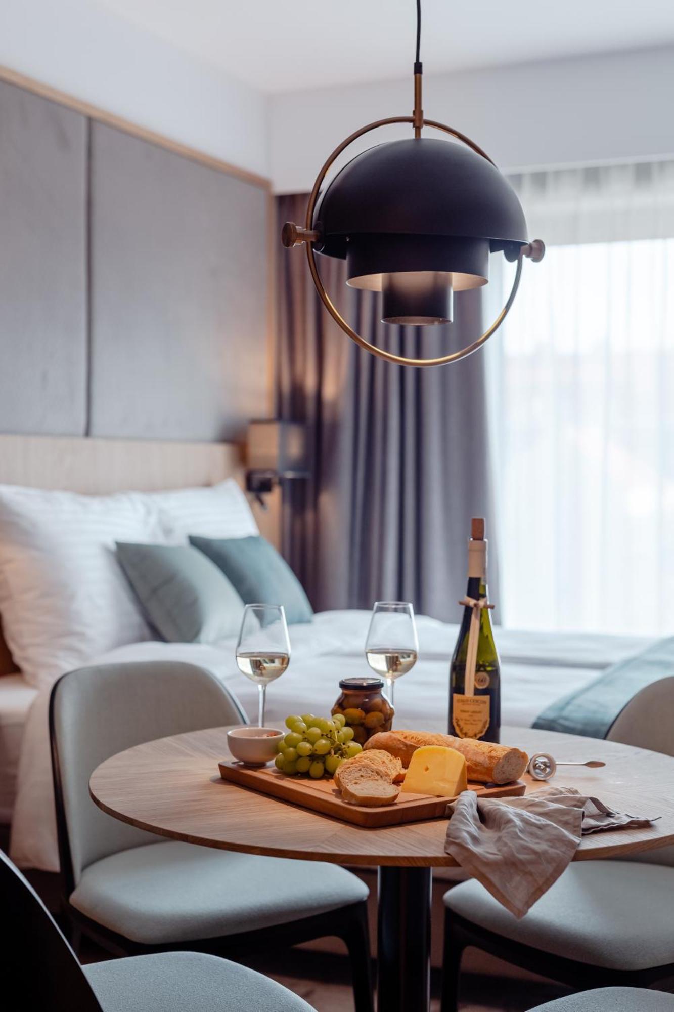 Deo Plaza Apartamenty Premium By Rent Like Home Гданск Екстериор снимка