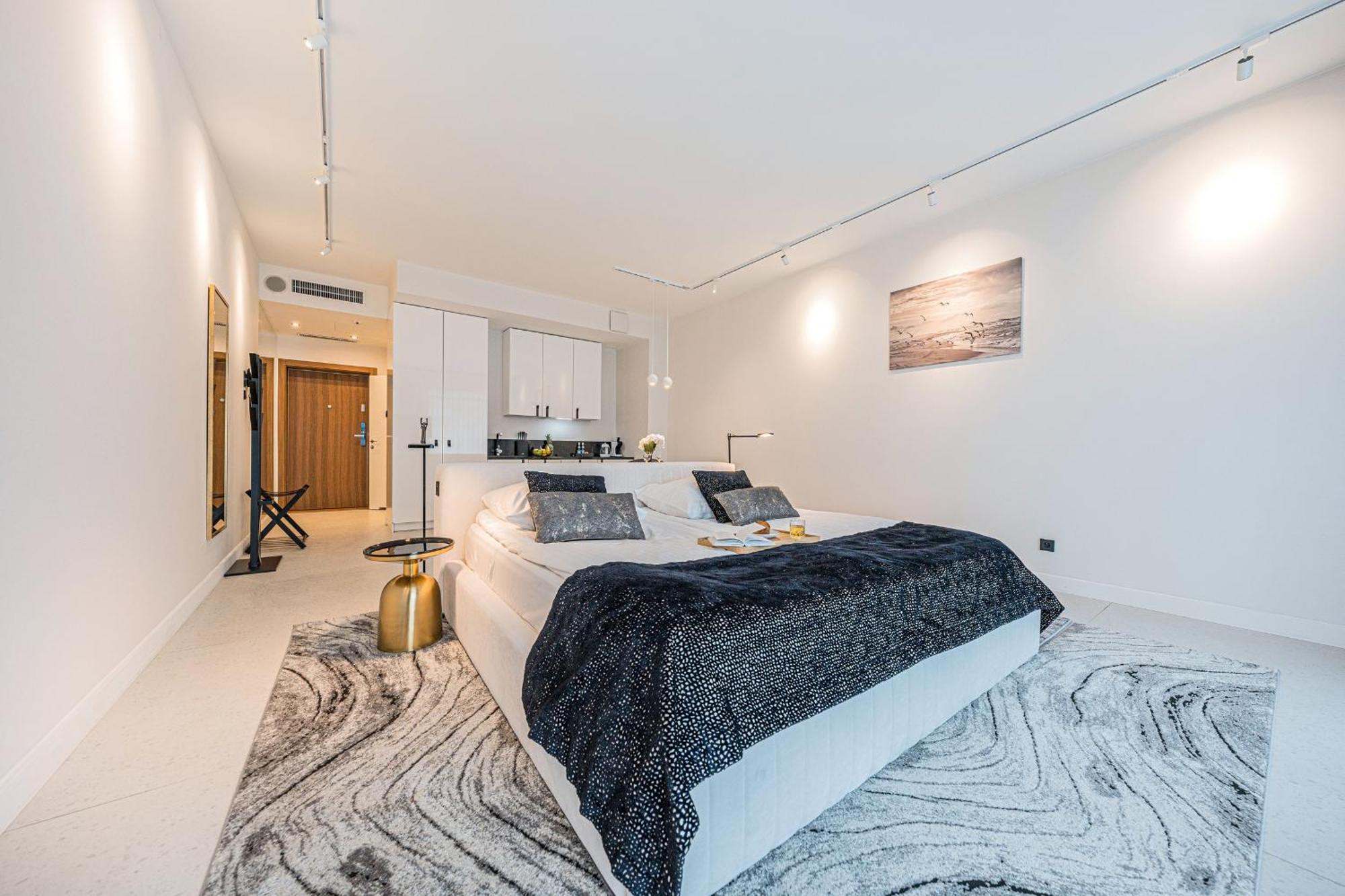 Deo Plaza Apartamenty Premium By Rent Like Home Гданск Екстериор снимка